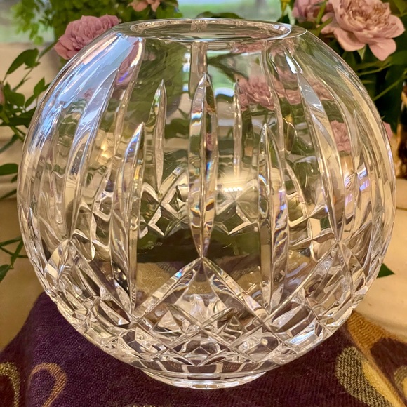 Waterford Lismore Rose Bowl 7” Lead Crystal - Excellent Condition, Minor… - Picture 2 of 4